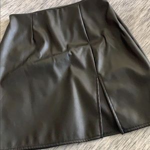 Windsor black skirt